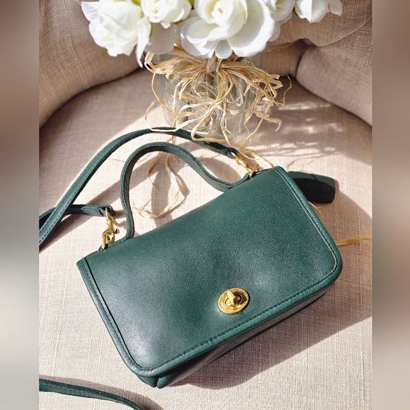 Vintage Coach Casino Crossbody Shoulder Bag Purse # 9924 ( Jade ) - Picture 8 of 12